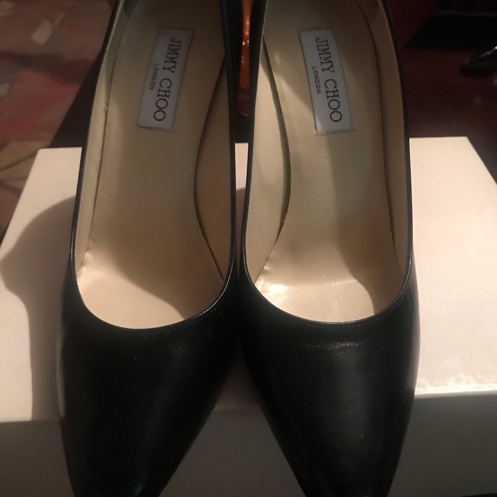 Jimmy Choo Black Leather Pumps Size 39